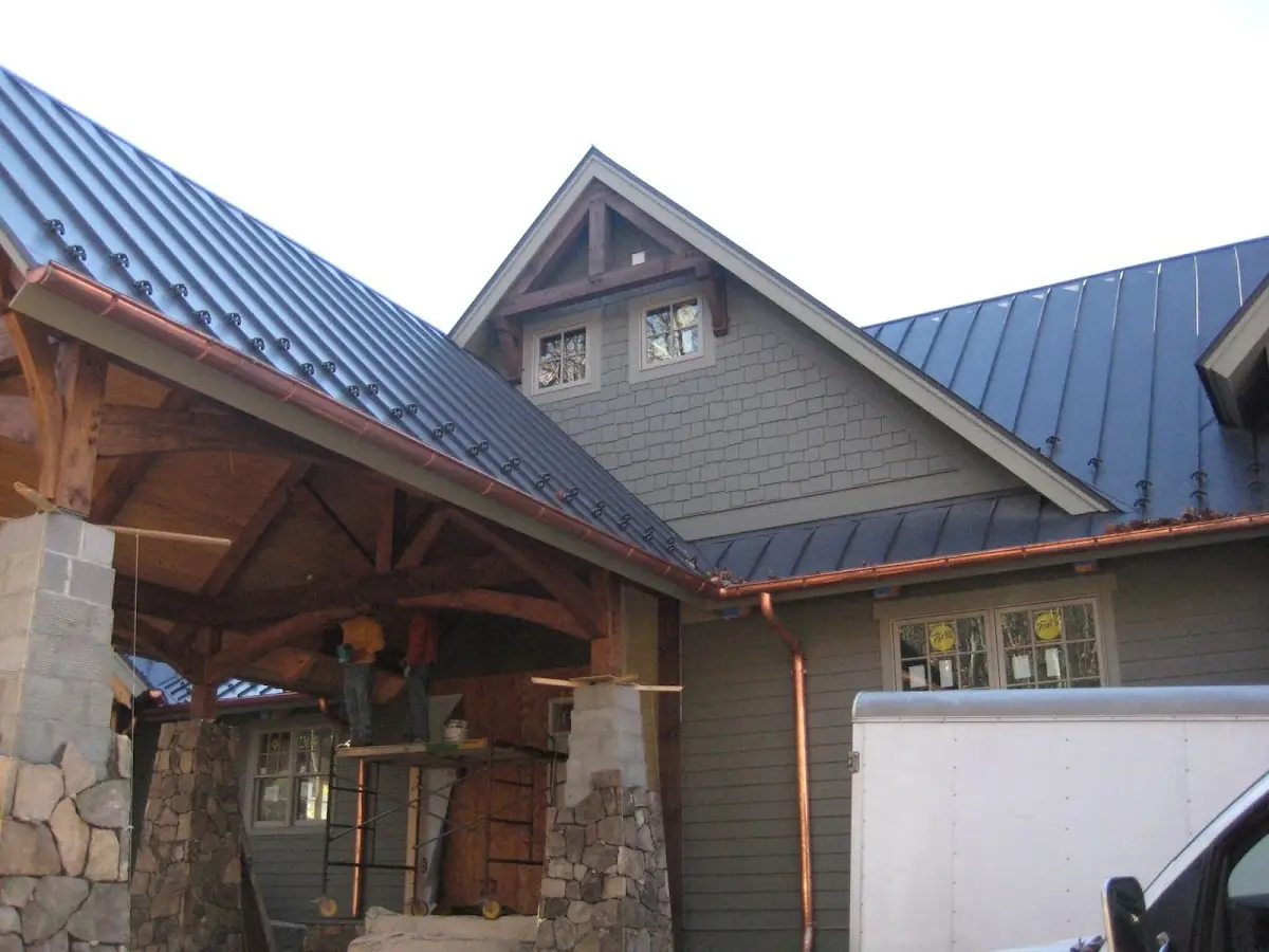 Craftsman Roofing team delivering quality roofing work in Parrs Ridge